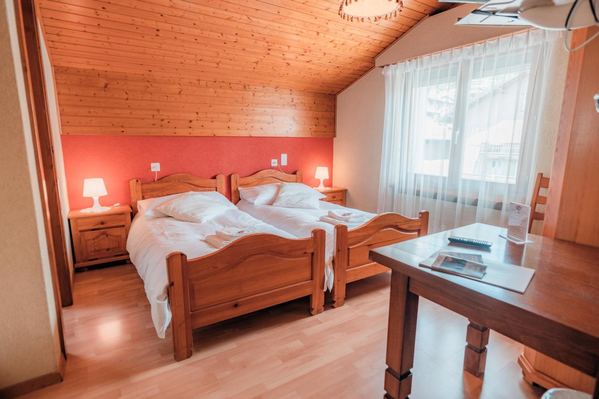 Relais Fleuri Hotel Chermignon-d'en Bas Luaran gambar
