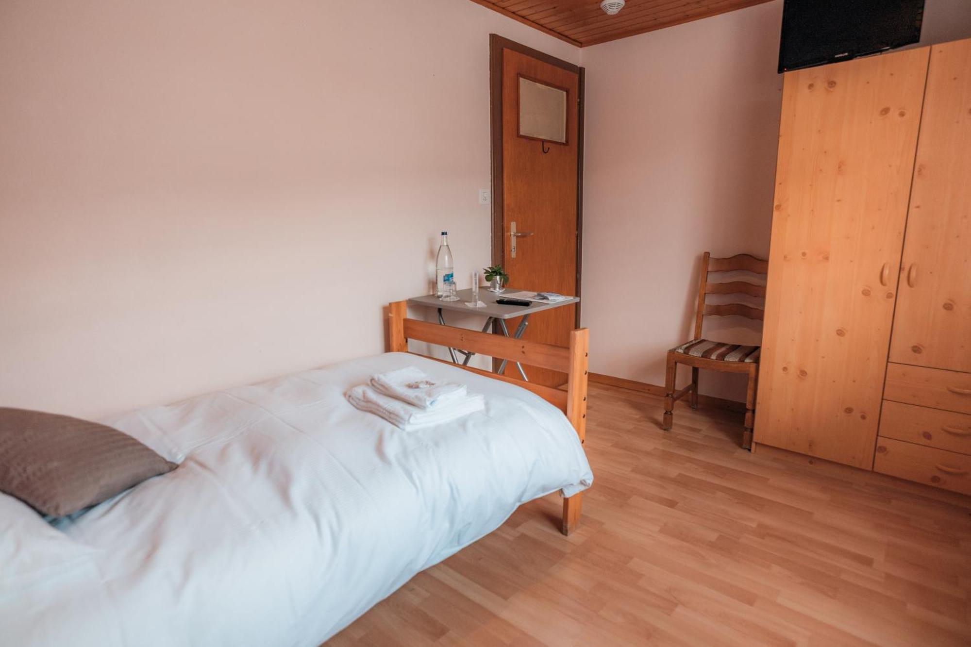 Relais Fleuri Hotel Chermignon-d'en Bas Luaran gambar